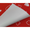 Carta da regalo fantasia cuori bianchi stilizzati, formato 70x100 cm, confezione da 25 fogli