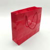 Shopper rosso plastificato lucido Elegant chic con maniglia cordone cotone