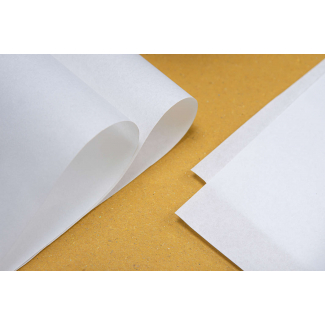 Carta kraft bianco gr.80, formato 100x150cm.