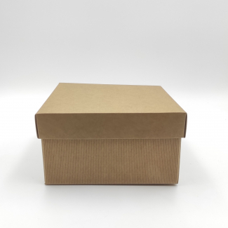 Scatola base quadrata in cartone onda avana, con coperchio avana liscio, confezione da 2 pezzi, vari formati