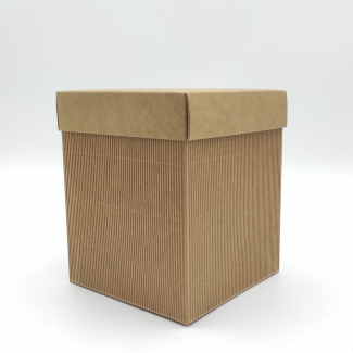 Scatola base quadrata in cartone onda avana, con coperchio avana liscio, confezione da 10 pezzi