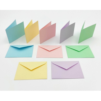 Biglietto e busta colori assortiti tenui, formato 7x11 cm, confezione da 100/100 pezzi