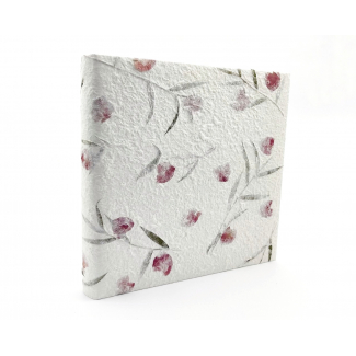 Album con copertina in carta riso petali fucsia 33x33 cm, 50 pagine