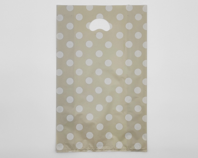Shopper in plastica HDPE tortora con fantasia "Pois"Bianchi, maniglia fustellata a fagiolo, confezione da 5 kg.