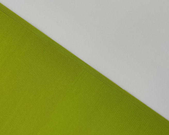 Carta da regalo millerighe verde chiaro, formato 70x100, confezione da 25 fogli