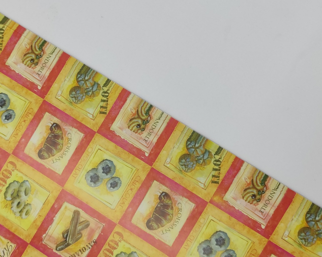 Carta regalo stampa dolcetti e biscotti, formato 70x100 cm, confezione da 25 fogli