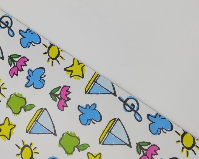 Carta da regalo fantasia bimbo, formato 70x100 cm, confezione da 25 fogli