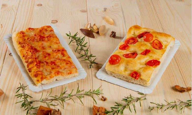 Vassoio rettangolare bianco in cartoncino riciclato