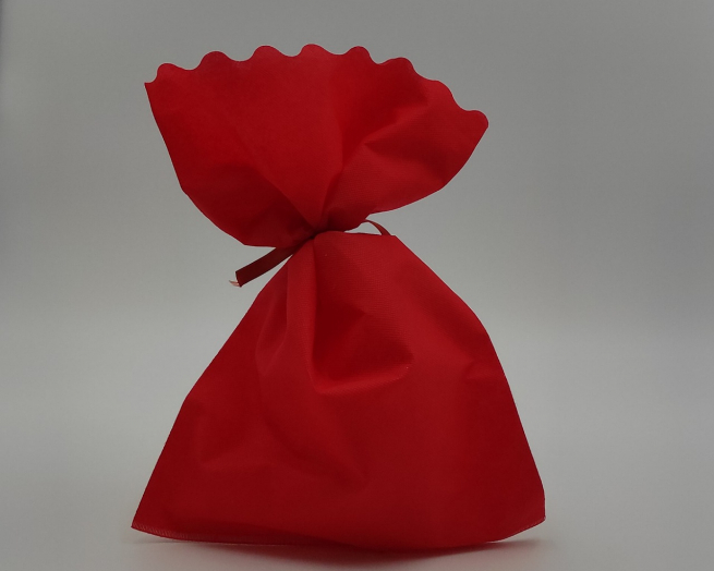 Sacchetto tessuto non tessuto rosso, bordo smerlato, confezione da 25 pezzi