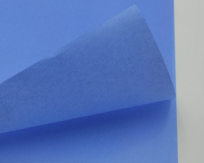 Carta velina formato 50x76 cm, confezione da 24 fogli