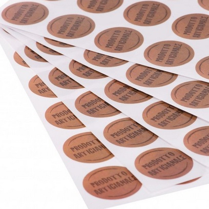 Etichetta adesiva tonda avana con scritta "Prodotto artigianale", diametro 3 cm, confezione da 240 pezzi