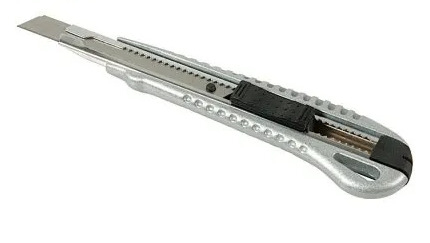 Cutter in acciaio, con lama da 9mm