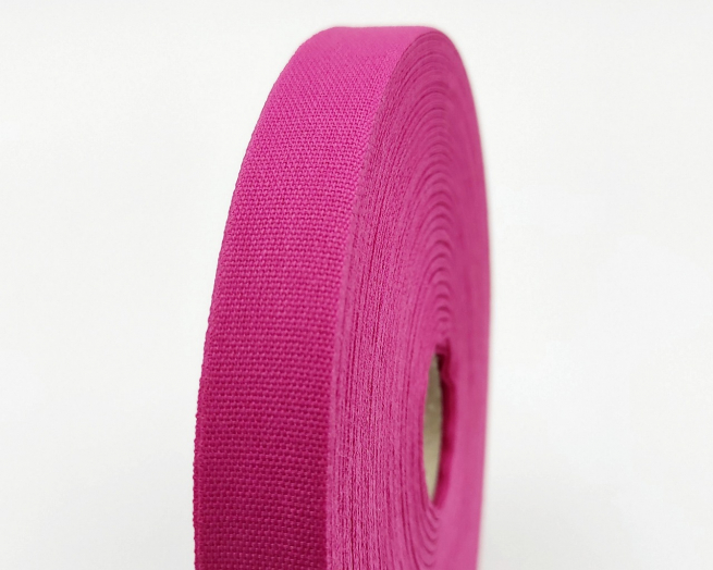 Fettuccia in cotone fucsia, altezza 16 mm, lunghezza 50 metri