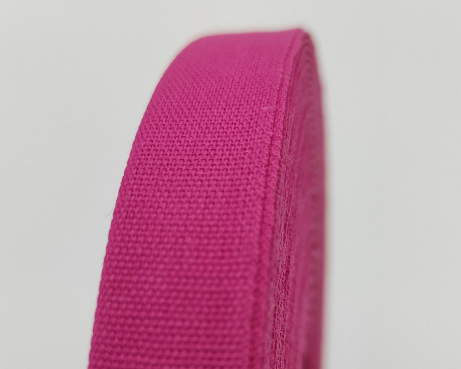 Fettuccia in cotone fucsia, altezza 16 mm, lunghezza 50 metri