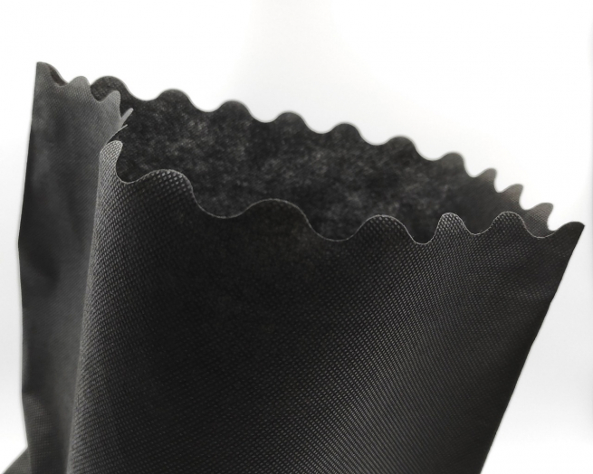 Sacchetto tessuto non tessuto nero, bordo smerlato, confezione da 25 pezzi