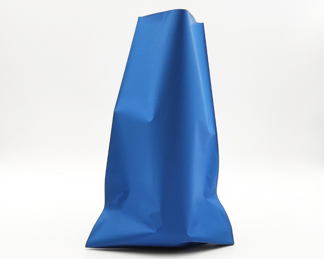 Sacchetto regalo satinato blu opaco tinta unita linea "Soft"