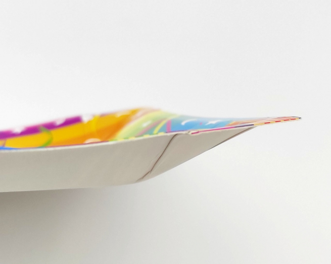 Piatto in cartoncino fantasia "Party Boom 18°", diametro 19cm, confezione da 10 pezzi