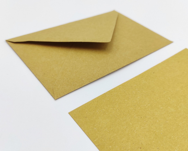 Biglietto e busta in carta paglia, formato 9x14 cm, confezione da 100/100 pezzi