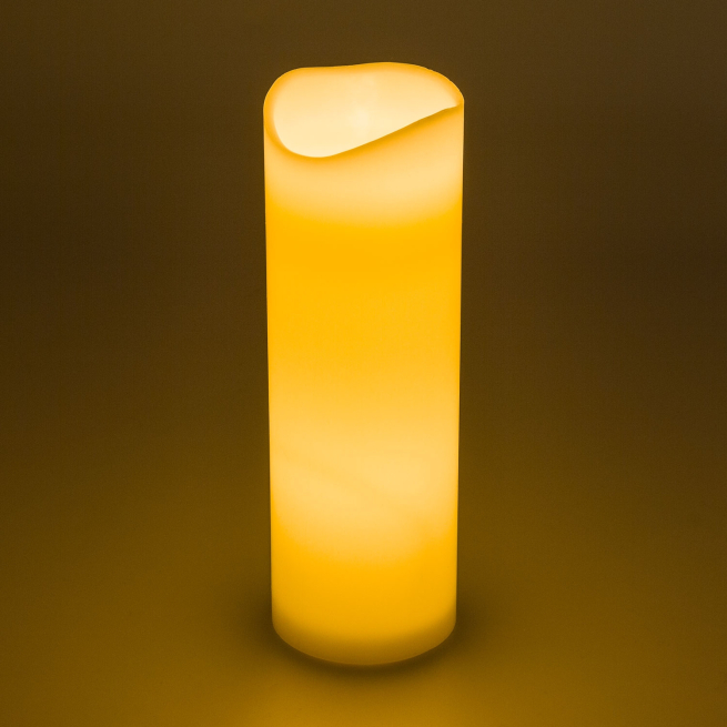 Candela avorio con led luce calda, a batteria, diametro 10 cm, uso interno