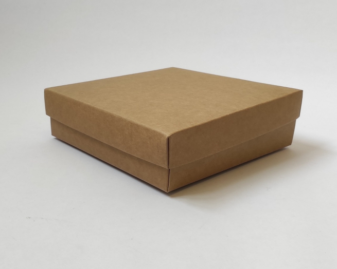 Scatola base quadrata in cartone con coperchio avana liscio, 22x22x6 cm, confezione da 2 pezzi