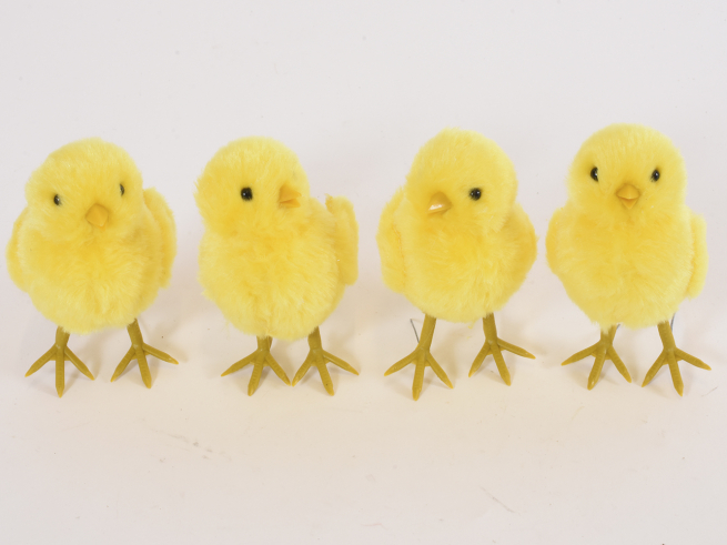 Pulcino giallo altezza 10 cm, 4 soggetti assortiti, confezione da 12 pezzi