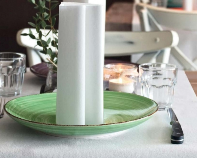 Tovagliolo bianco in tessuto non tessuto airlaid 40x40cm, confezione da 50 pezzi
