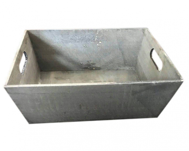 Vassoio in legno grezzo formato 35x45 cm, altezza 16 cm
