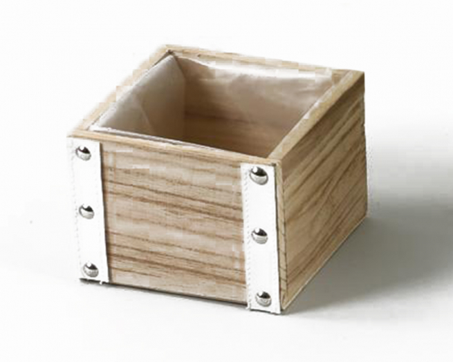 Porta vaso quadrato in legno naturale con borchie