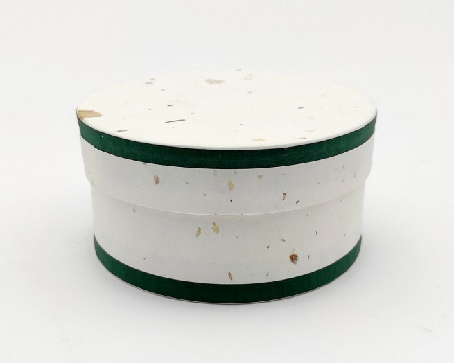 Scatola tonda "Petal paper" avorio, diametro 28.5 cm, altezza 17.5 cm, set da 4 pezzi