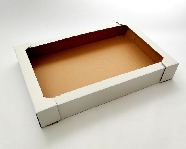 Scatola asporto in cartone microonda bianco, formato 40x62, altezza 9cm