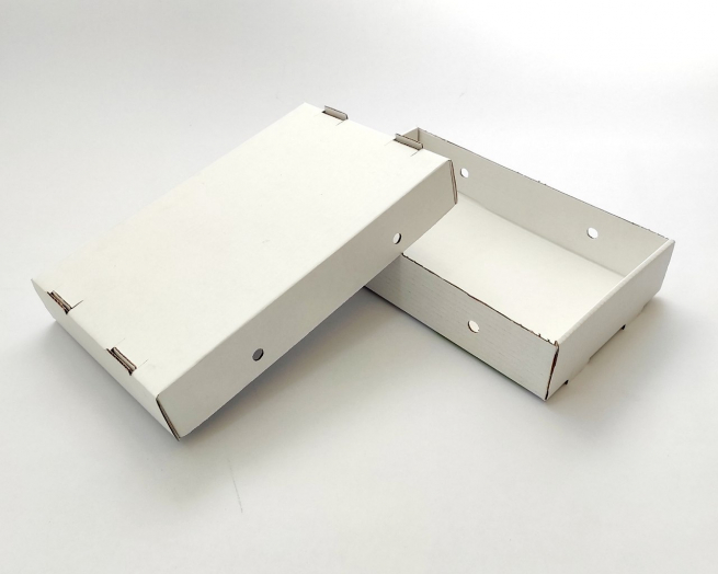 Scatola asporto fondo+coperchio in cartone microonda bianco, formato 24x39, altezza 7.5cm