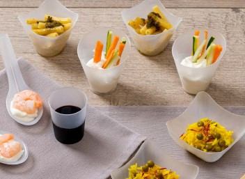 Bicchiere svasato fingerfood in PP trasparente opaco, confezione da 25 pezzi