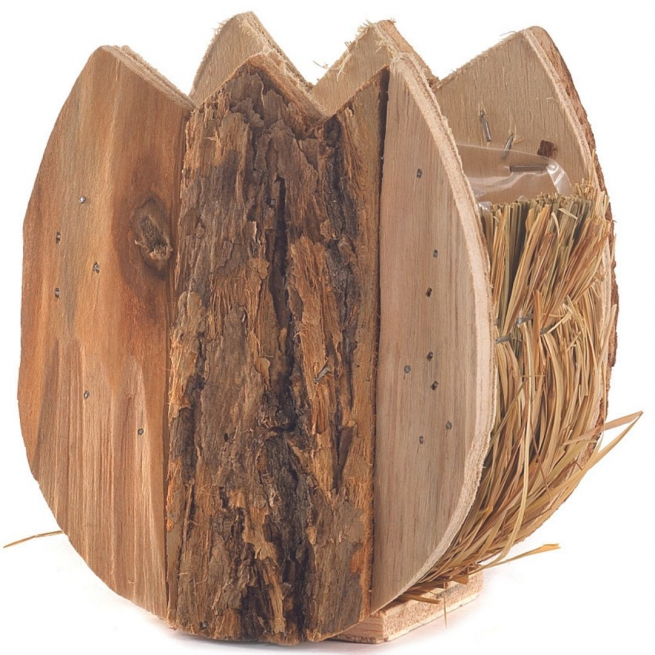 Uovo spezzato in legno con fieno laterale, 11x15 cm, altezza 15 cm