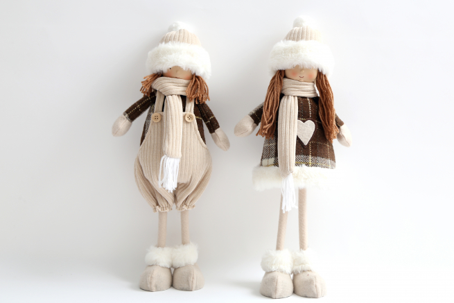 Ragazzo/a in abiti invernali, altezza 43 cm, soggetti assortiti