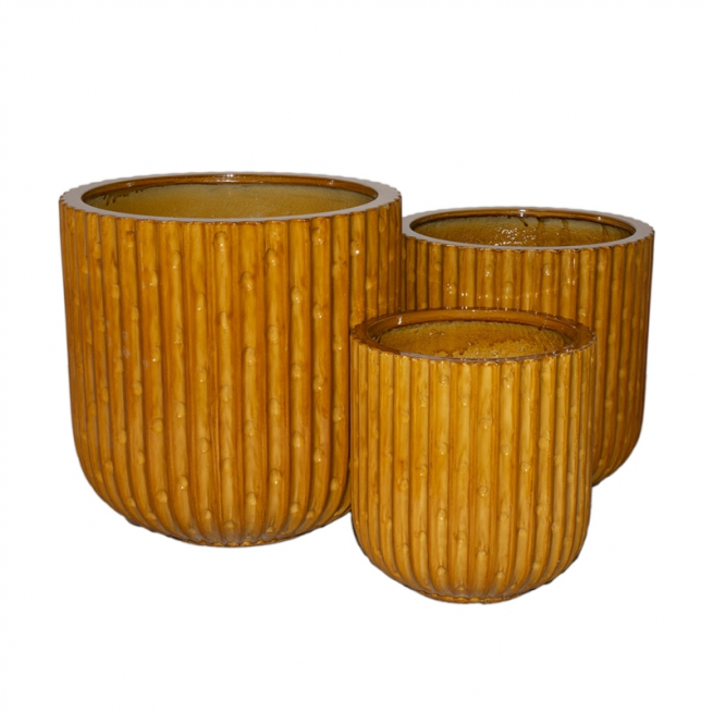 Vaso in vetroresina giallo ocra, vari formati