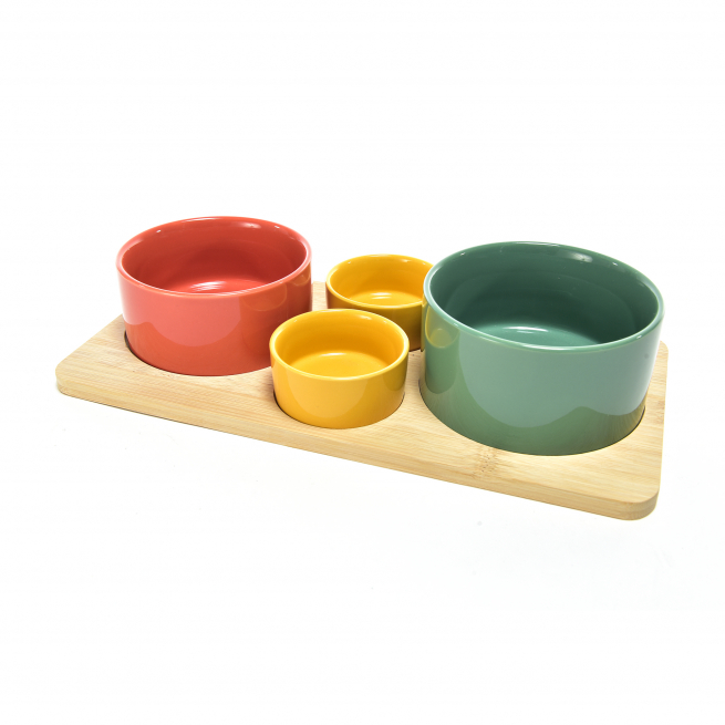 Set aperitivo in ceramica con base in bamboo, formato 16x32 cm, con scatola regalo