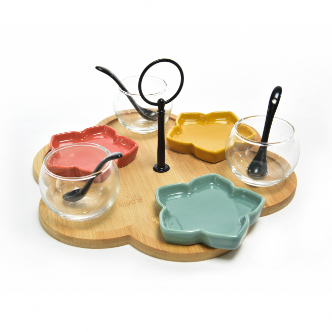 Set aperitivo in ceramica con base in bamboo a forma di fiore, diametro 24 cm, con scatola regalo