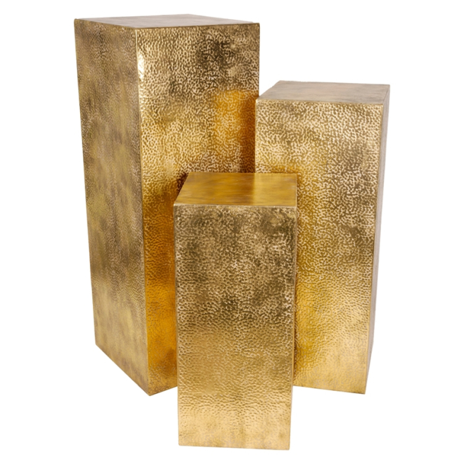 Colonna con base quadrata in metallo oro, varie misure