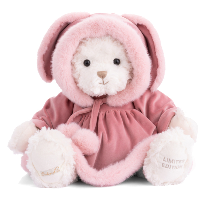 Orsa "Ellie" con vestito e cuffia, altezza 50 cm