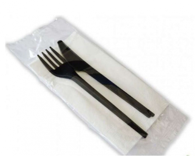 Bis posate nere CPLA biodegradabili monoimbustate con forchetta, coltello e tovagliolo 33x33 2veli bianco, cartone da 200 pezzi