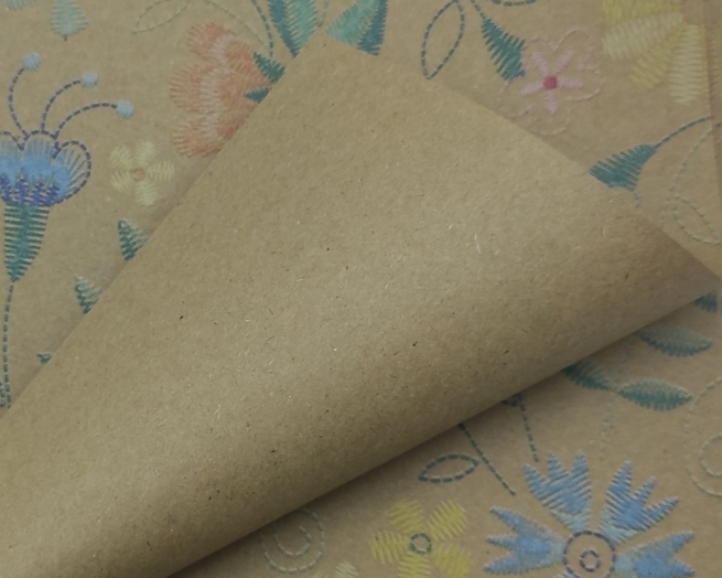 Carta da regalo avana, fantasia effetto ricamo giardino country, formato 70x100, confezione da 25 fogli