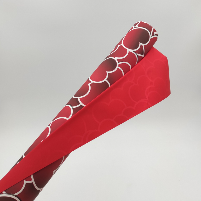 Bobina in PPL "Batticuore", stampa cuori su base rosso scuro, h 1 x 25 mt