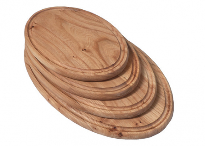 Tagliere in legno ovale con incavo